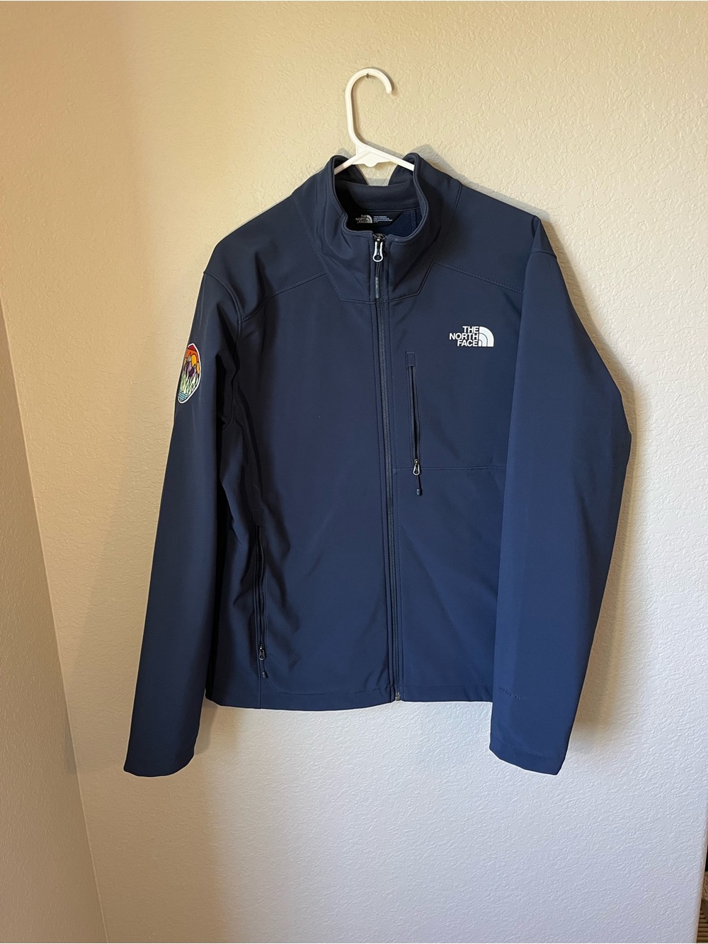 NWOT The North Face Apex Barrier Soft Shell Jacket Men’s M Urban Navy Mountain